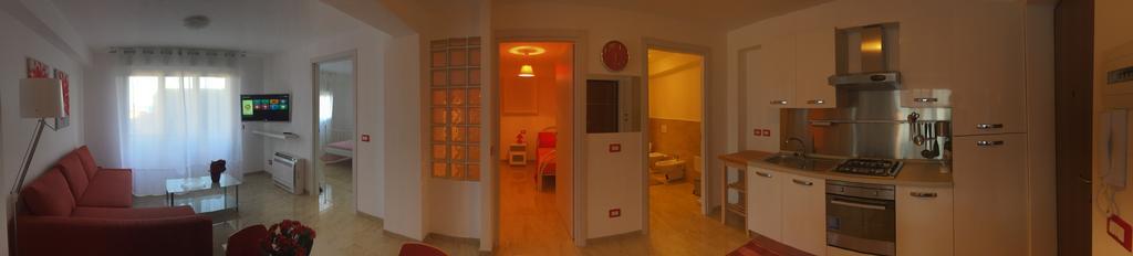 Baia Giardini Apartments מראה חיצוני תמונה